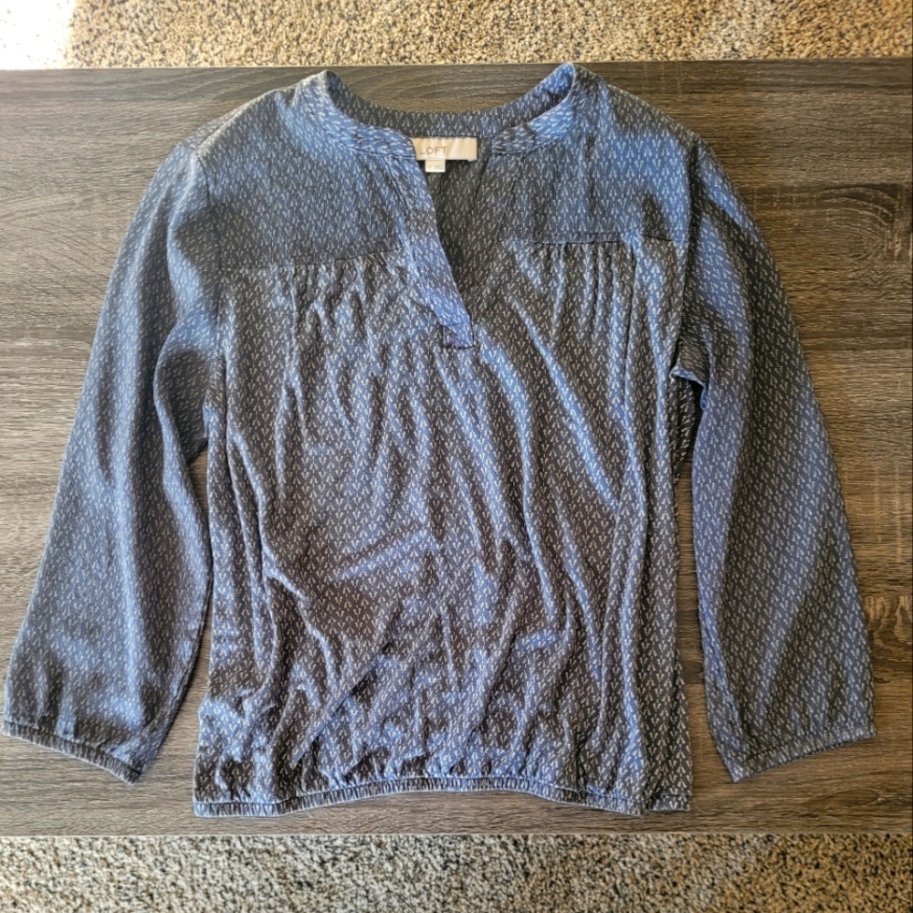 LOFT Textured Split Neck Peasant Blouse